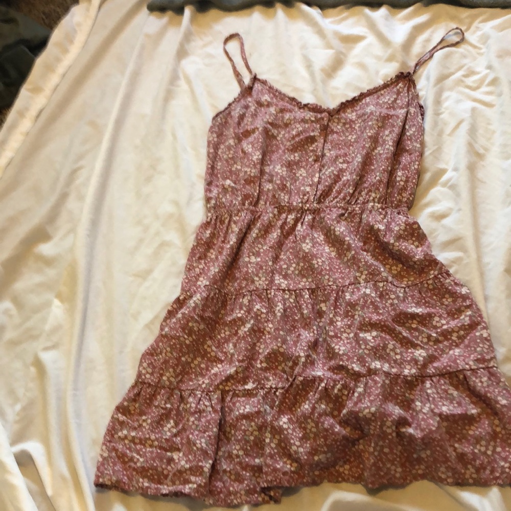 Pink floral texture dress, with spaghetti straps and buttons down front